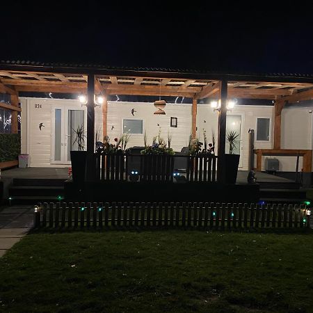 Cheerful And Relaxing Chalet Viena Dirkshorn Exterior foto